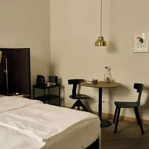 4* Hotel Melter & - A Neighborhood