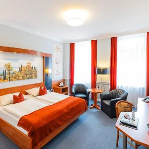 https://hotel-west-an-der-bockenheimer-warte.frankfurtammainhotels.com